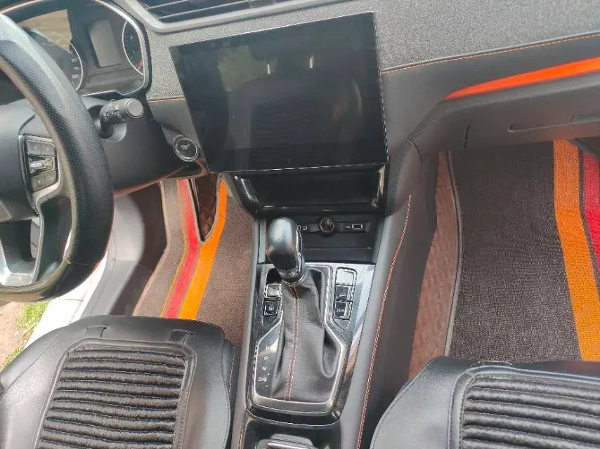 2021 Roewe RX3 1.6L 125HP L4 CVT,autocango,china used car exporter,china ev exporter,chinese used car exporter,chinese used ev exporter