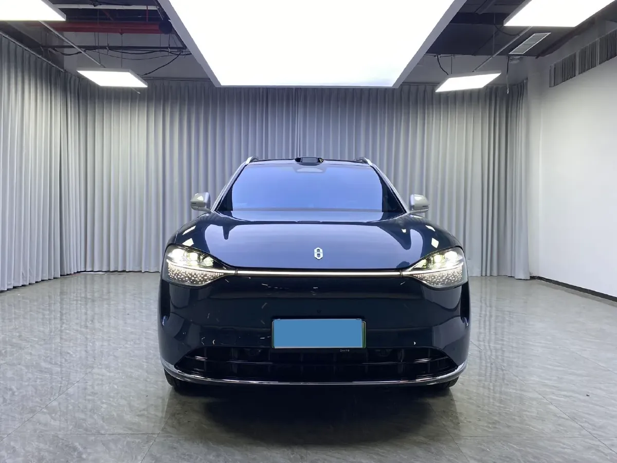 2024 AITO AITO M9 1.5T 152HP L4 REEV 42KWH,autocango,china used car exporter,china ev exporter,chinese used car exporter,chinese used ev exporter