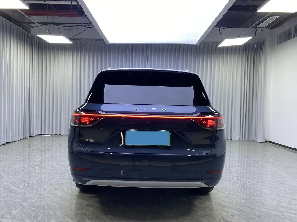 2024 AITO AITO M9 1.5T 152HP L4 REEV 42KWH,autocango,china used car exporter,china ev exporter,chinese used car exporter,chinese used ev exporter