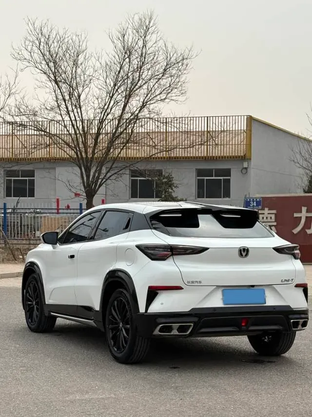 2023 ChangAn UNI-T 1.5T 188HP L4 7DCT,autocango,china used car exporter,china ev exporter,chinese used car exporter,chinese used ev exporter