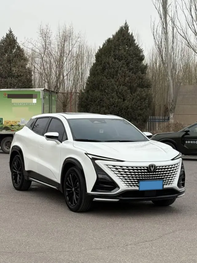2023 ChangAn UNI-T 1.5T 188HP L4 7DCT,autocango,china used car exporter,china ev exporter,chinese used car exporter,chinese used ev exporter