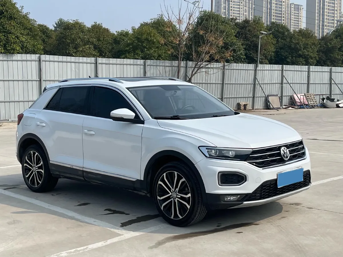2020 Volkswagen T-Roc 1.4T 150HP L4 7DCT,autocango,china used car exporter,china ev exporter,chinese used car exporter,chinese used ev exporter