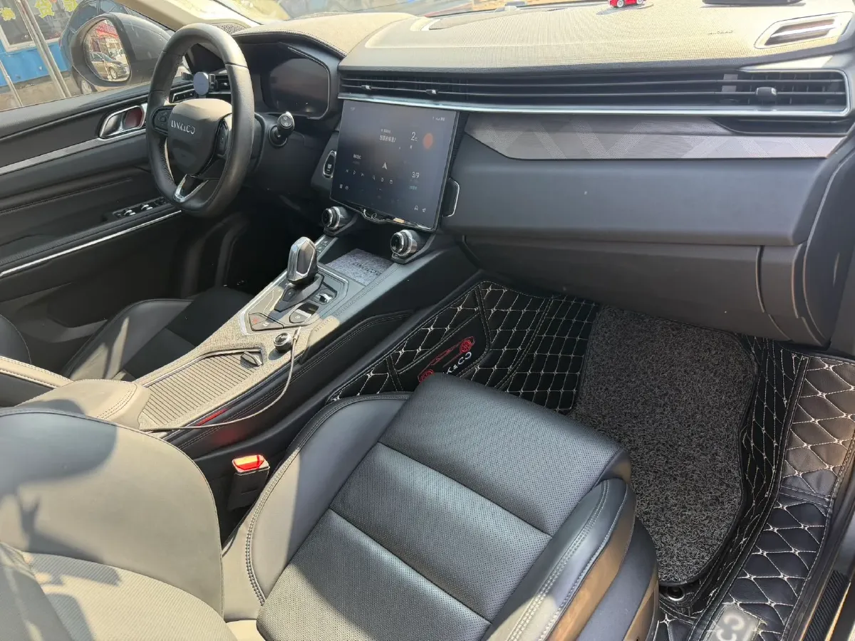 2021 LYNK&CO 01 2.0T 218HP L4 8AT,autocango,china used car exporter,china ev exporter,chinese used car exporter,chinese used ev exporter