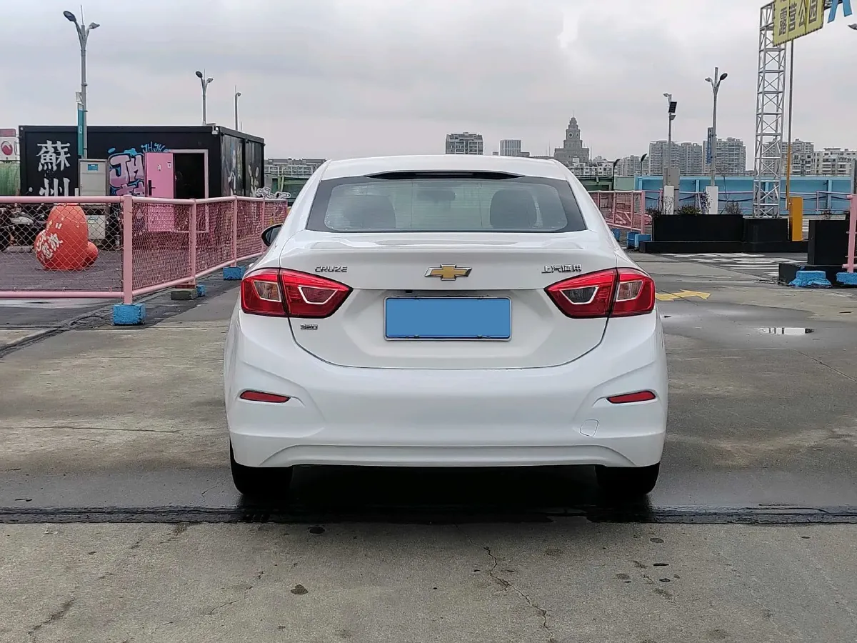 2018 Chevrolet Cruze 1.5L 114HP L4 6AT,autocango,china used car exporter,china ev exporter,chinese used car exporter,chinese used ev exporter