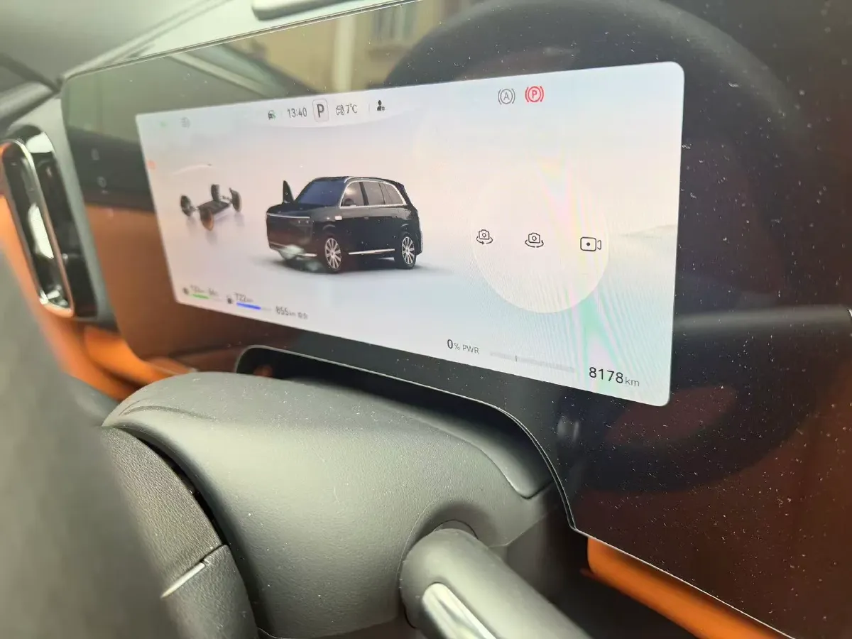 2025 AITO AITO M8 REEV 160HP REEV 53.4KWH,autocango,china used car exporter,china ev exporter,chinese used car exporter,chinese used ev exporter