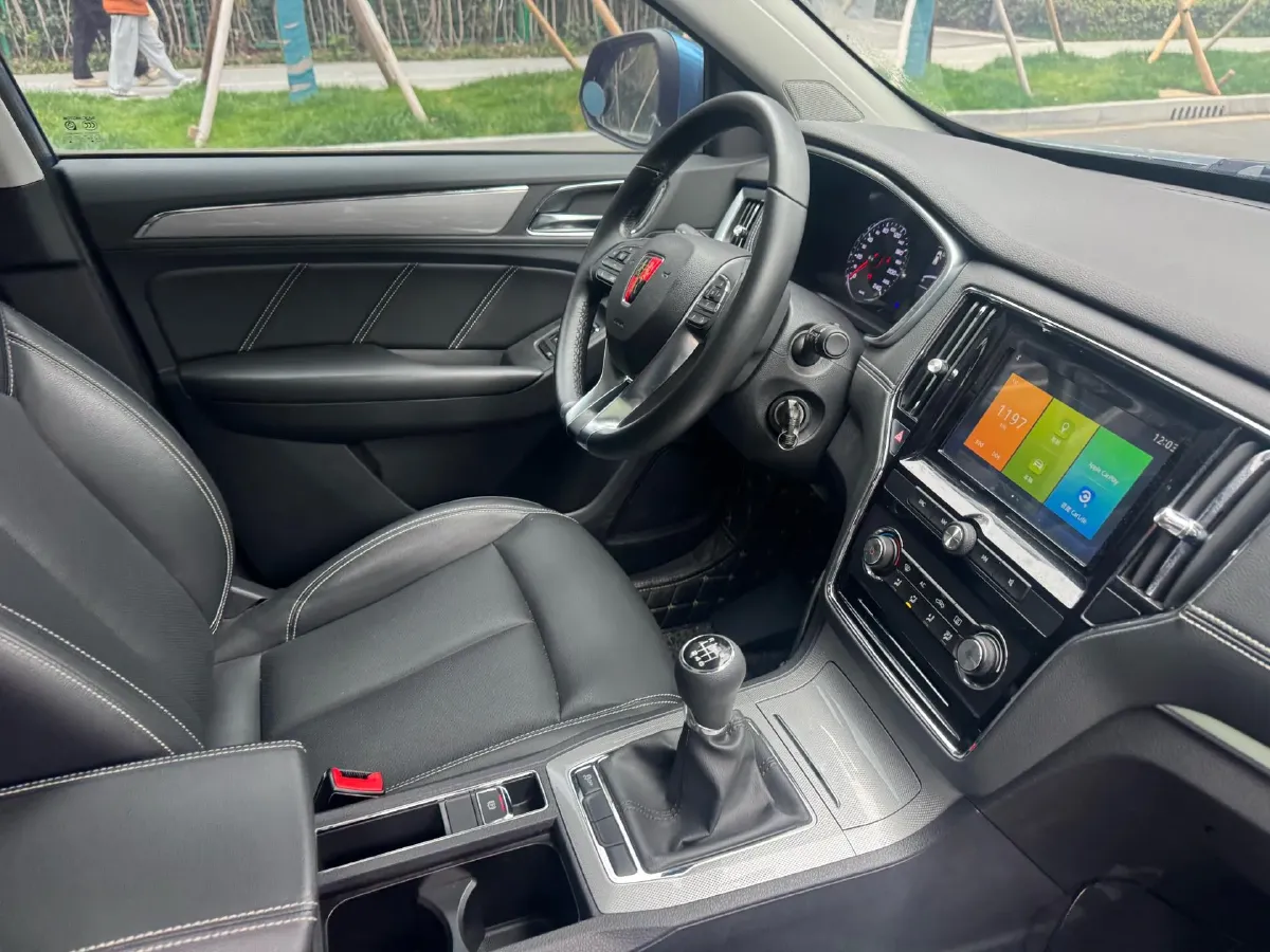 2018 Roewe RX5 1.5T 169HP L4 6MT,autocango,china used car exporter,china ev exporter,chinese used car exporter,chinese used ev exporter