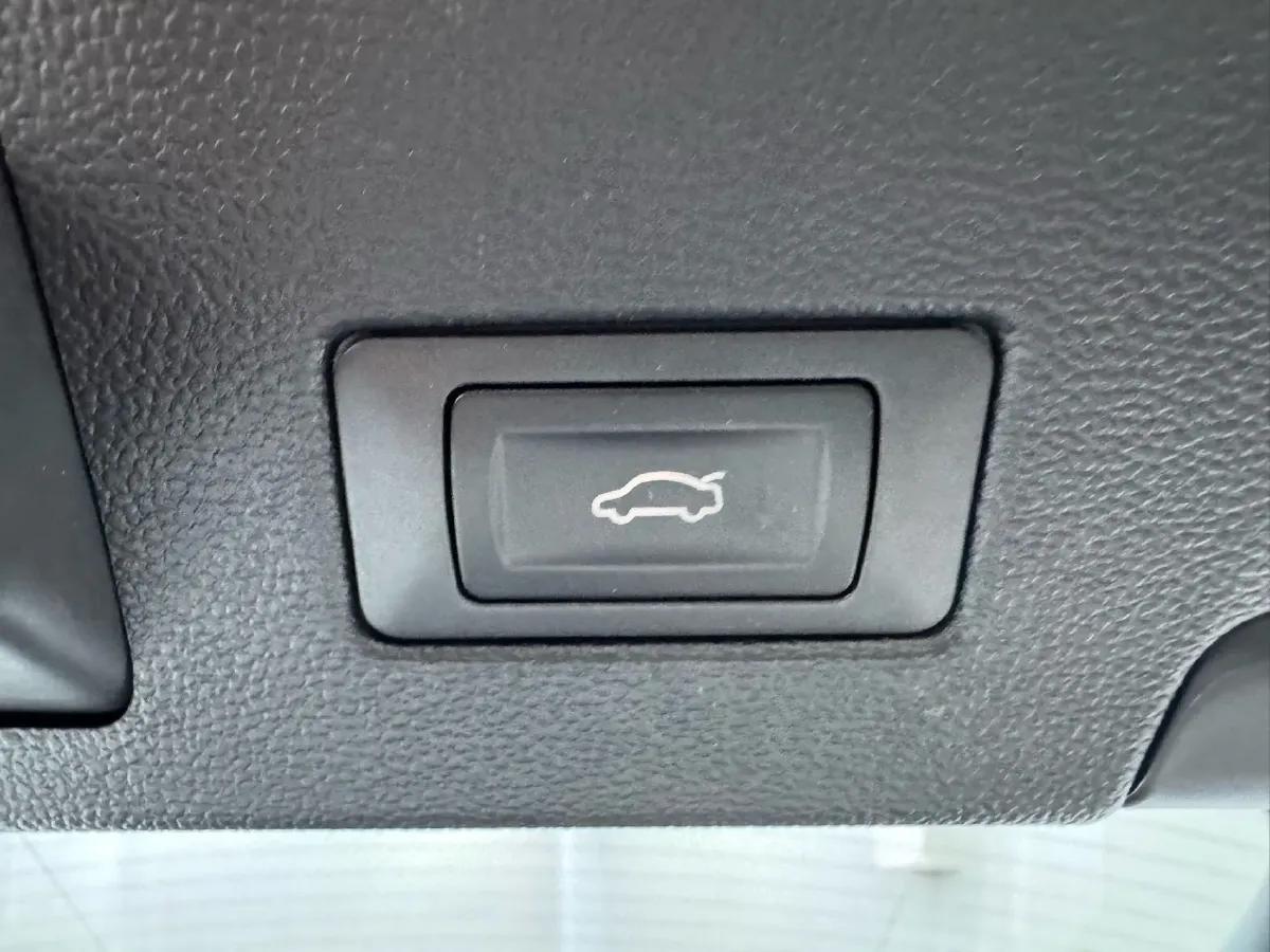 2023 Volkswagen Lamando 1.4T 150HP L4 7DCT,autocango,china used car exporter,china ev exporter,chinese used car exporter,chinese used ev exporter