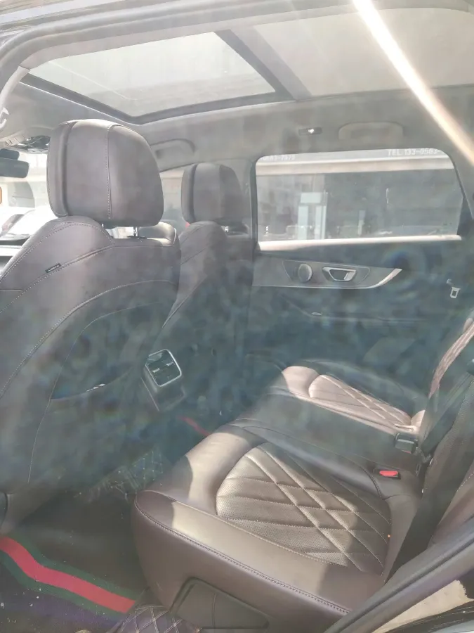 2022 Chery Tiggo 8 PRO 2.0T 254HP L4 7DCT,autocango,china used car exporter,china ev exporter,chinese used car exporter,chinese used ev exporter