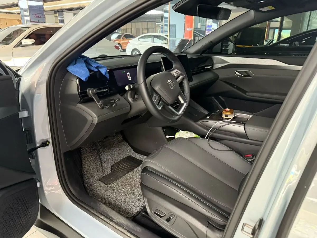 2025 BYD QinL BEV,autocango,china used car exporter,china ev exporter,chinese used car exporter,chinese used ev exporter