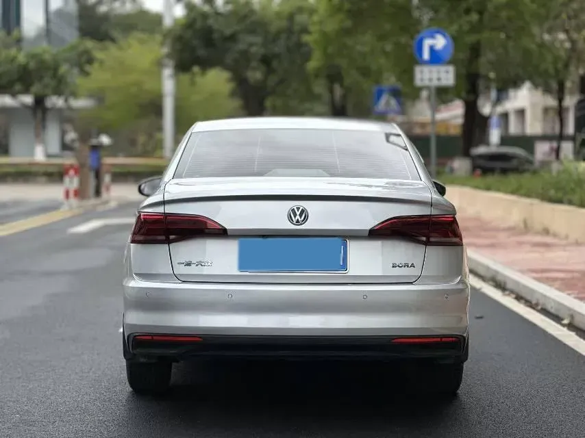2020 Volkswagen Bora 1.5L 113HP L4 6AT,autocango,china used car exporter,china ev exporter,chinese used car exporter,chinese used ev exporter
