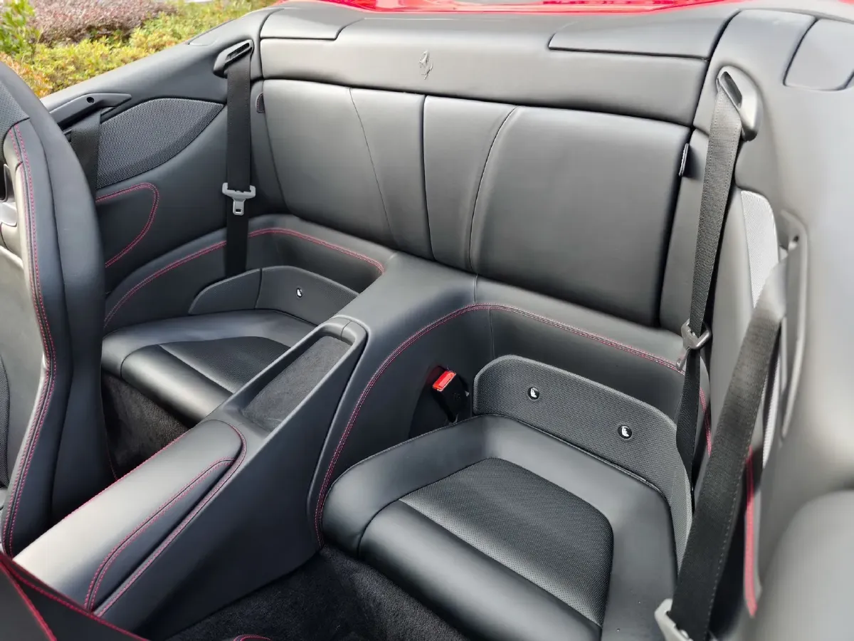 2018 Ferrari Portofino 3.9T 600HP V8 7DCT,autocango,china used car exporter,china ev exporter,chinese used car exporter,chinese used ev exporter