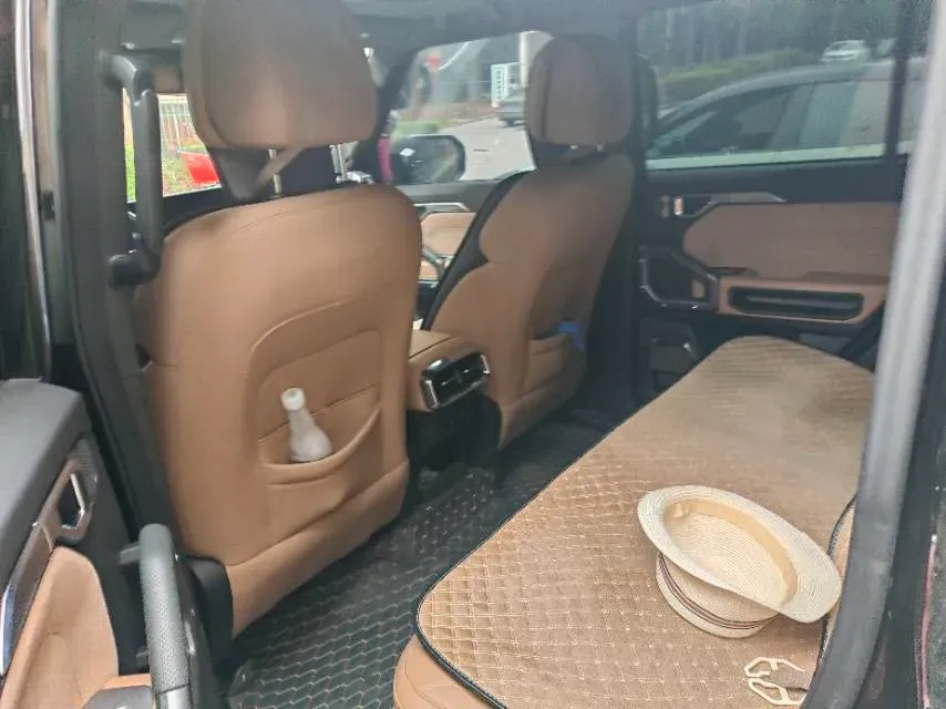 2023 Jetour Traveller 2.0T 254HP L4 7DCT,autocango,china used car exporter,china ev exporter,chinese used car exporter,chinese used ev exporter