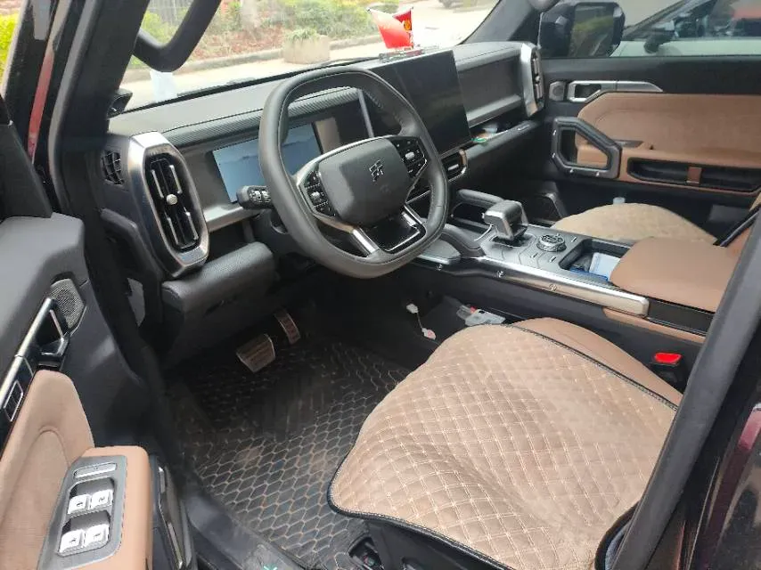 2023 Jetour Traveller 2.0T 254HP L4 7DCT,autocango,china used car exporter,china ev exporter,chinese used car exporter,chinese used ev exporter