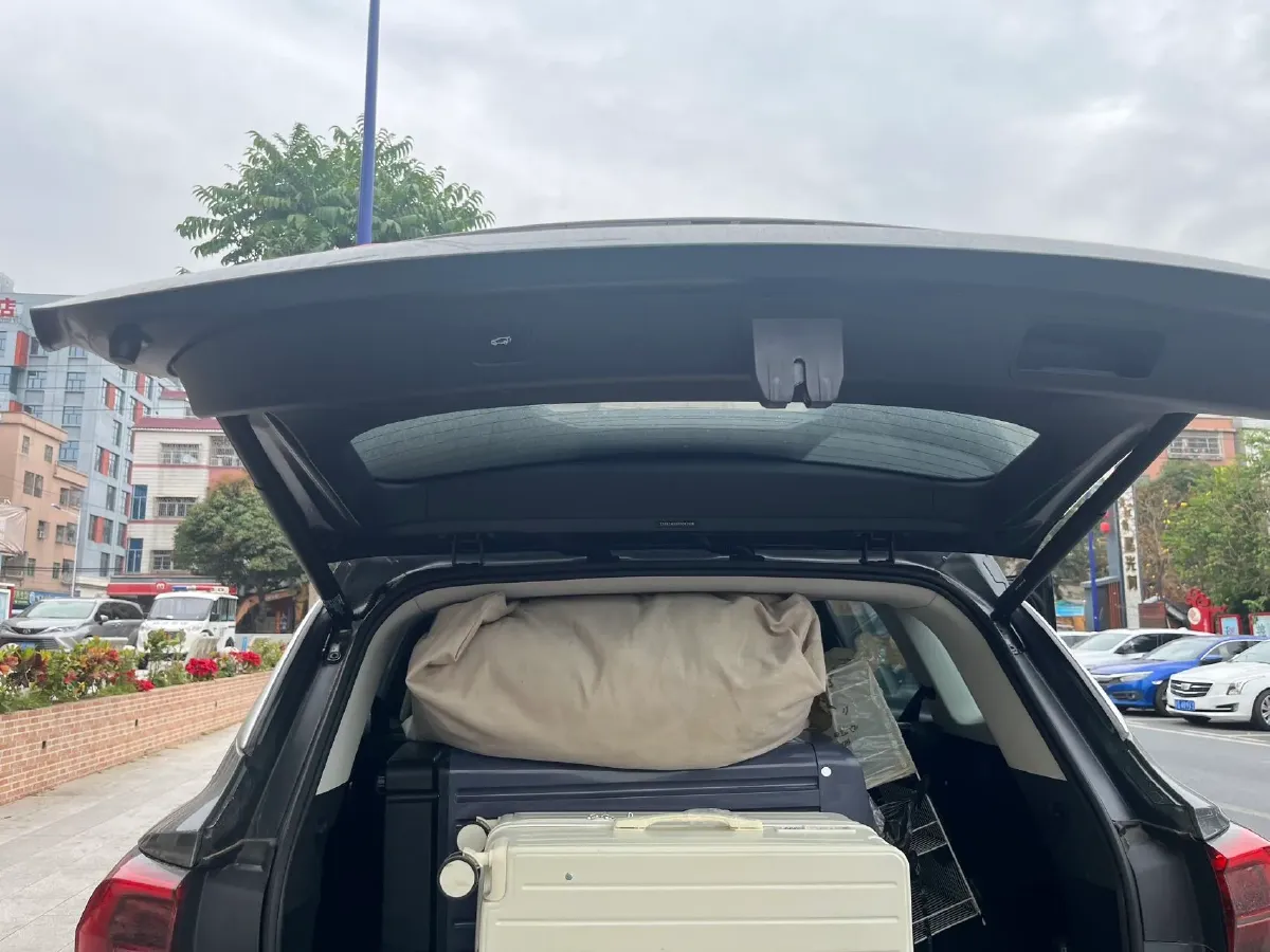 2022 Roewe RX5 MAX 1.5T 181HP L4 6AT,autocango,china used car exporter,china ev exporter,chinese used car exporter,chinese used ev exporter