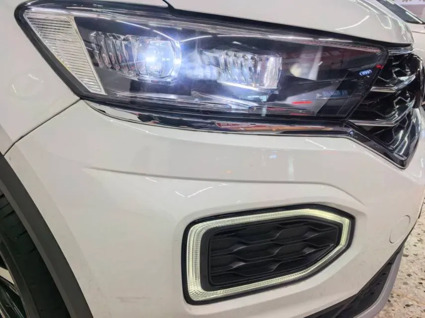 2022 Volkswagen T-Roc 1.4T 150HP L4 7DCT,autocango,china used car exporter,china ev exporter,chinese used car exporter,chinese used ev exporter