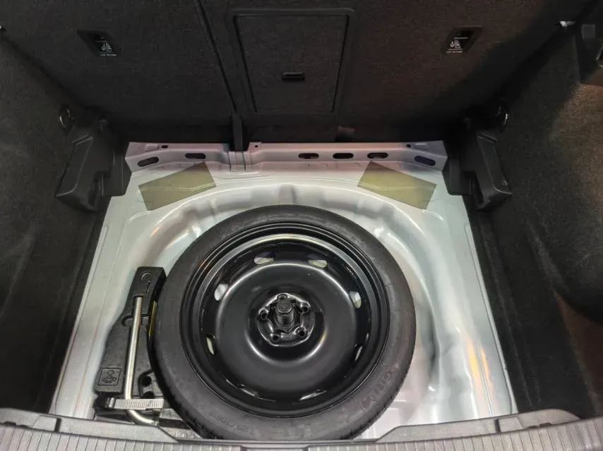 2022 Volkswagen T-Roc 1.4T 150HP L4 7DCT,autocango,china used car exporter,china ev exporter,chinese used car exporter,chinese used ev exporter