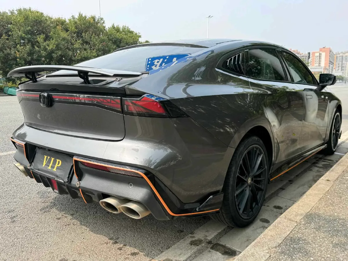 2022 ChangAn UNI-V 1.5T 188HP L4 7DCT,autocango,china used car exporter,china ev exporter,chinese used car exporter,chinese used ev exporter