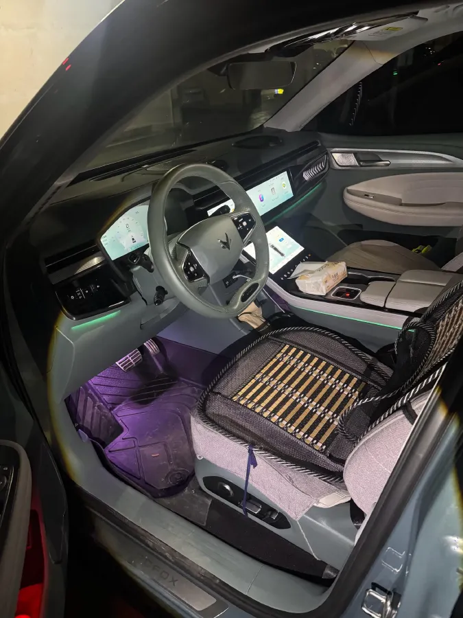 2024 ARCFOX αT BEV 81KWH,autocango,china used car exporter,china ev exporter,chinese used car exporter,chinese used ev exporter