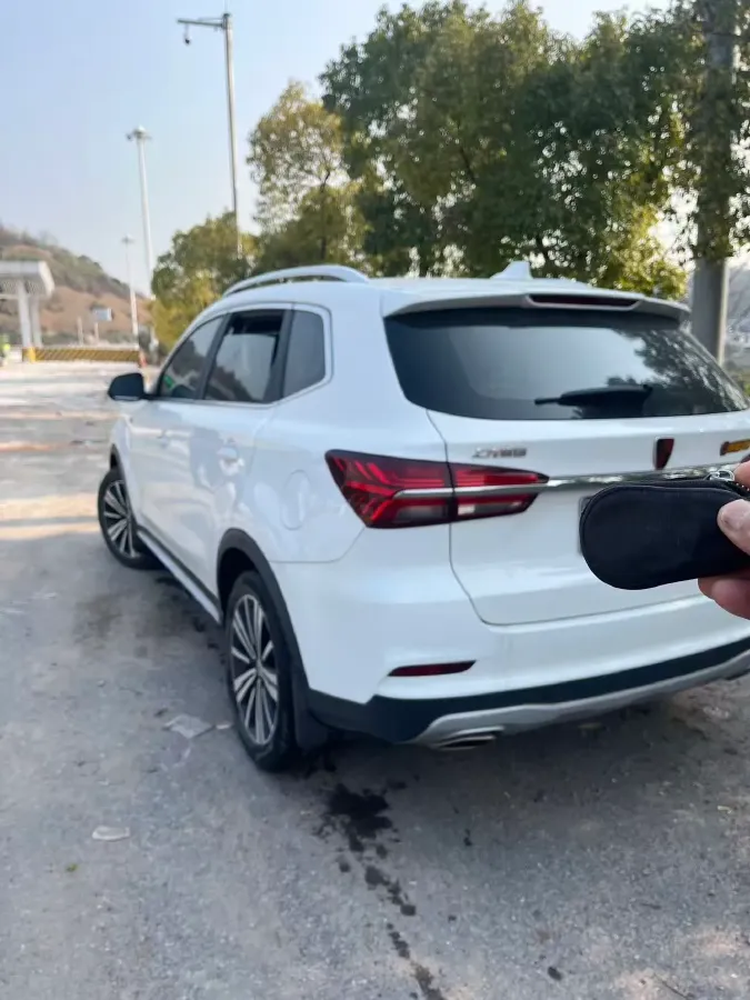 2020 Dongfeng YuFeng P16 2.4T 218HP L4 6MT,autocango,china used car exporter,china ev exporter,chinese used car exporter,chinese used ev exporter