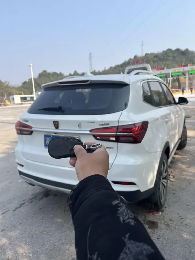 2020 Dongfeng YuFeng P16 2.4T 218HP L4 6MT,autocango,china used car exporter,china ev exporter,chinese used car exporter,chinese used ev exporter
