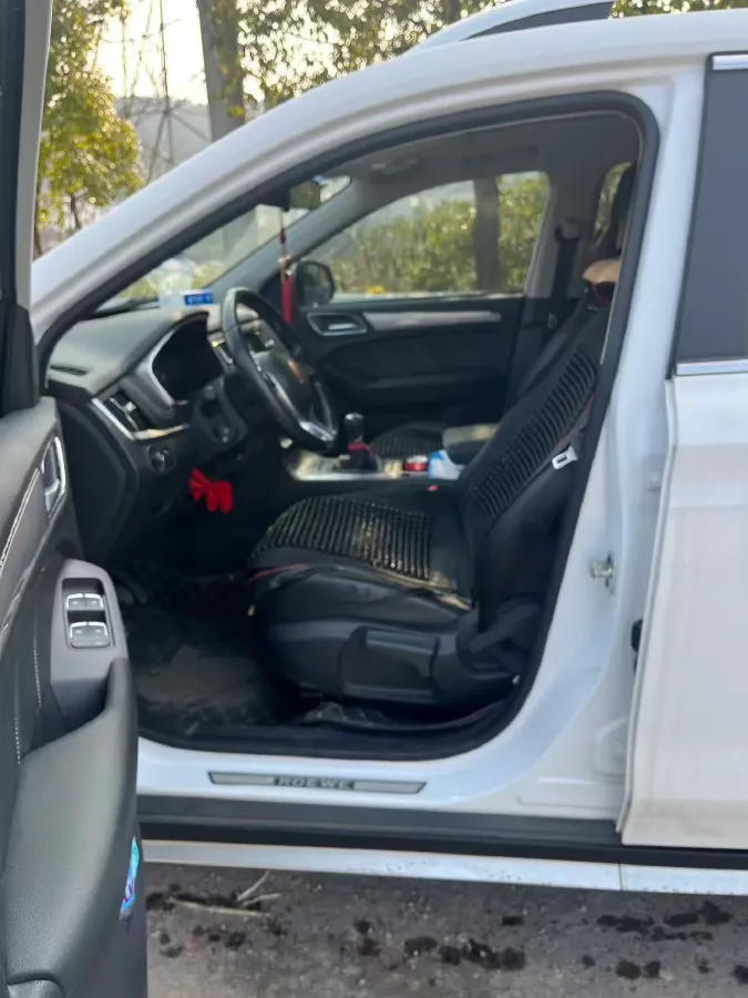 2020 Dongfeng YuFeng P16 2.4T 218HP L4 6MT,autocango,china used car exporter,china ev exporter,chinese used car exporter,chinese used ev exporter