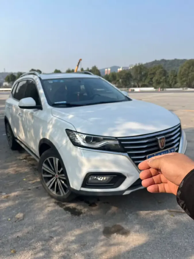 2020 Dongfeng YuFeng P16 2.4T 218HP L4 6MT,autocango,china used car exporter,china ev exporter,chinese used car exporter,chinese used ev exporter