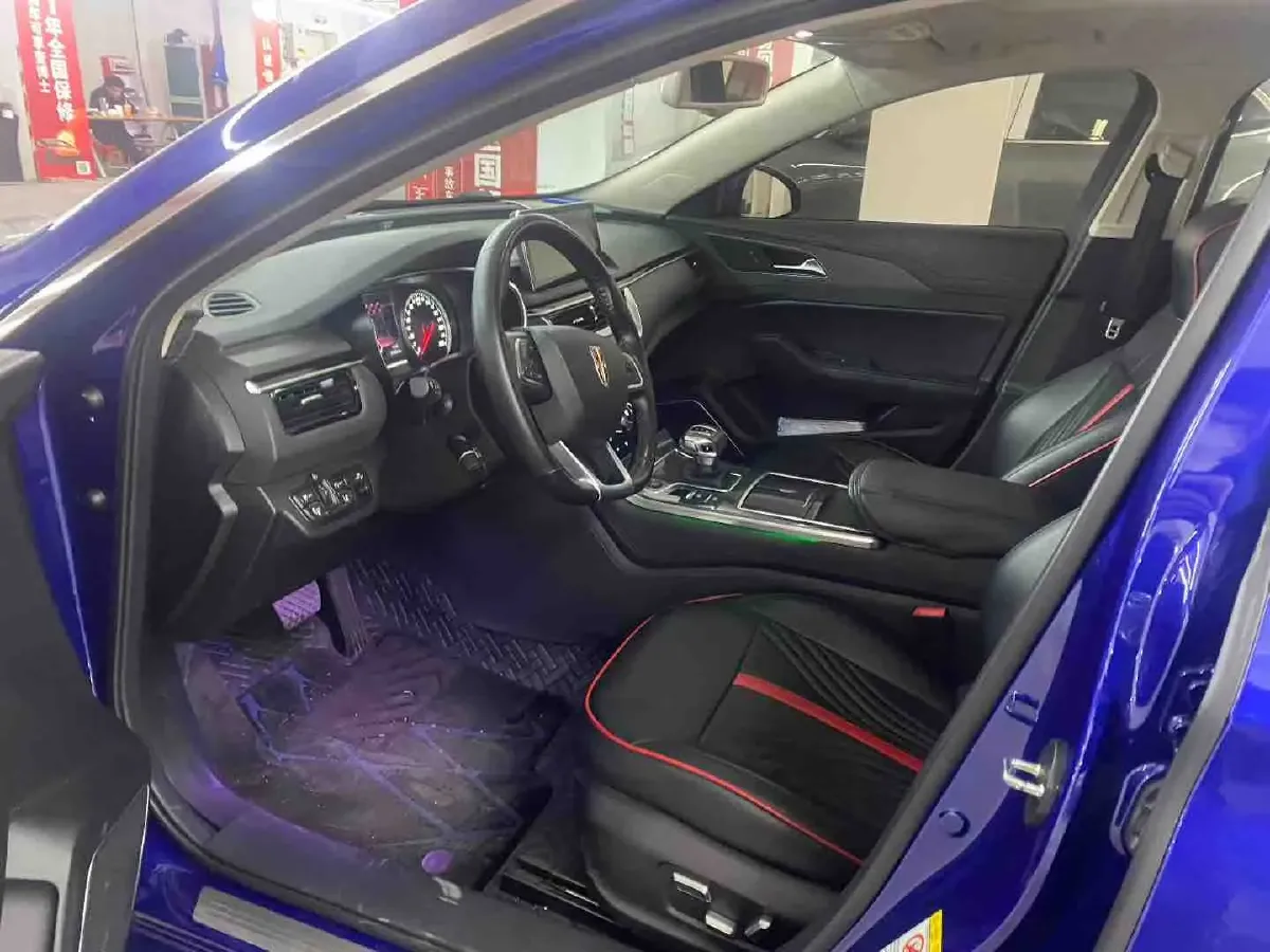 2022 HongQi H5 1.8T 197HP L4 6AT,autocango,china used car exporter,china ev exporter,chinese used car exporter,chinese used ev exporter