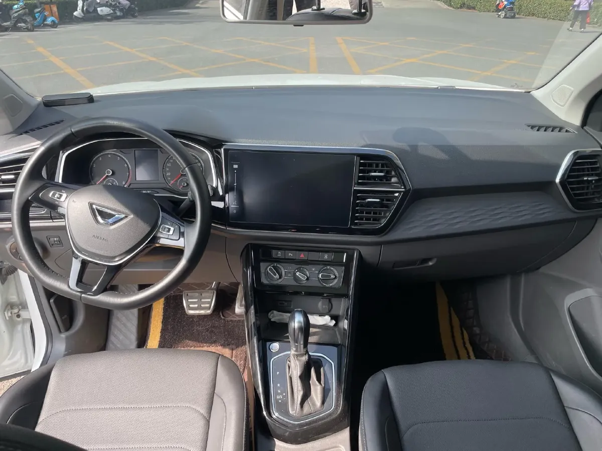 2021 Jetta VS7 1.4T 150HP L4 6AT,autocango,china used car exporter,china ev exporter,chinese used car exporter,chinese used ev exporter