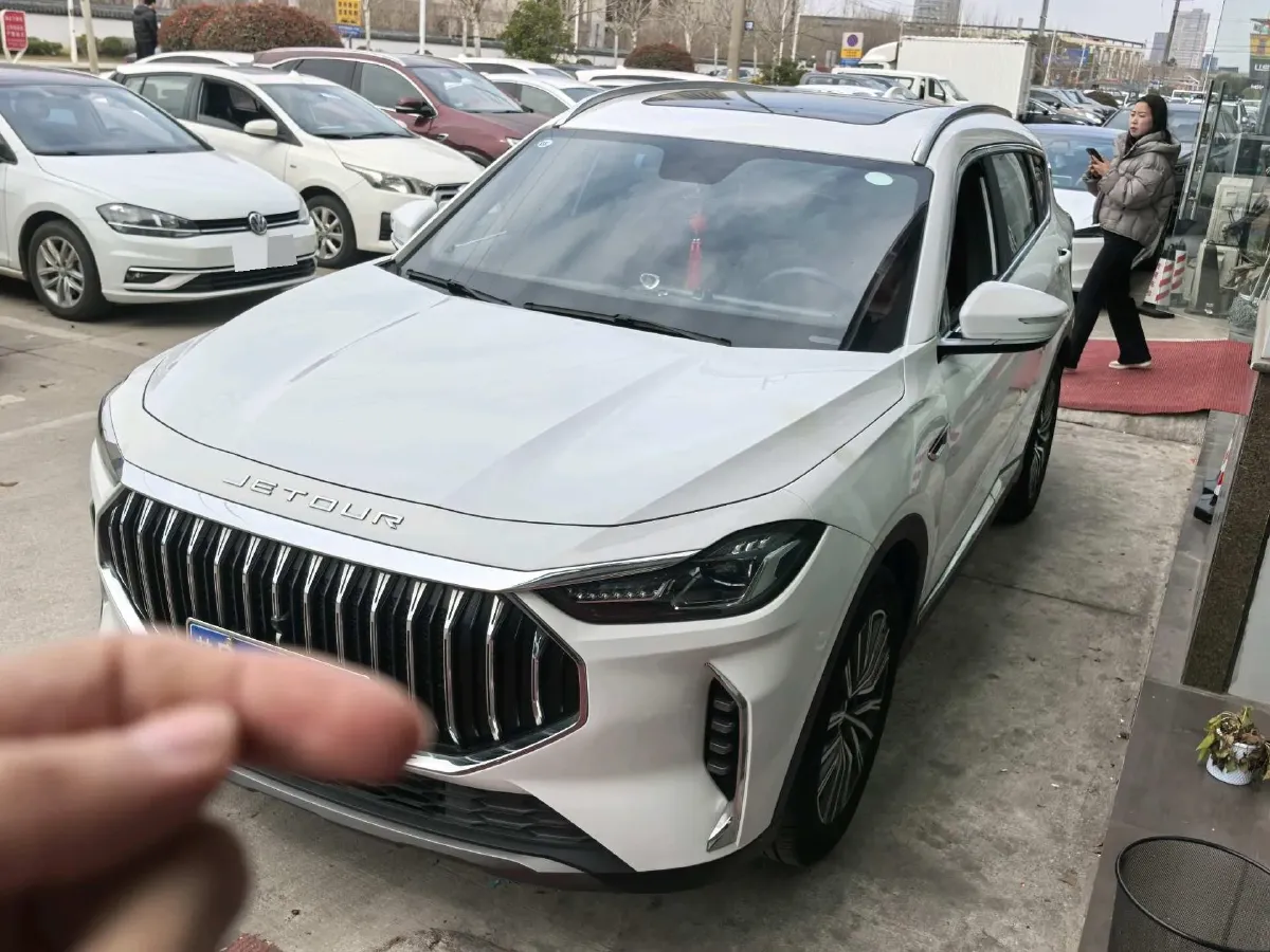 2023 Jetour X70 Plus 1.5T 156HP L4 6DCT,autocango,china used car exporter,china ev exporter,chinese used car exporter,chinese used ev exporter