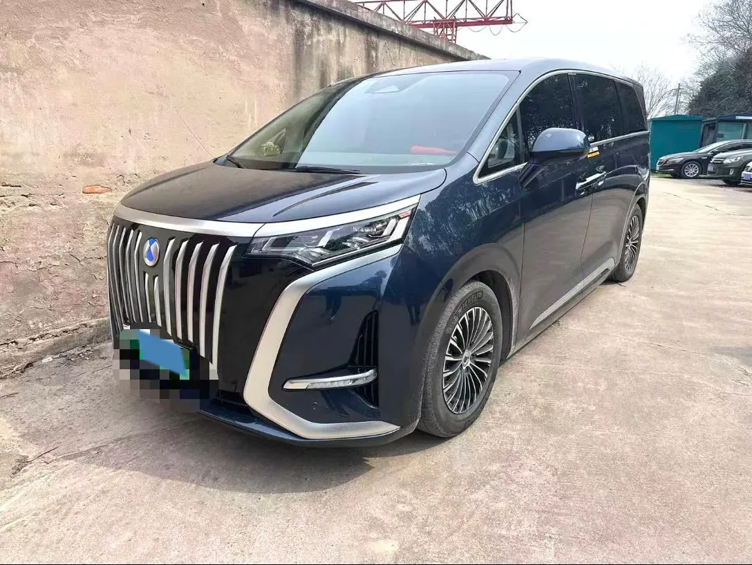 2022 Jaguar XFL 2.0T 250HP L4 8AT,autocango,china used car exporter,china ev exporter,chinese used car exporter,chinese used ev exporter