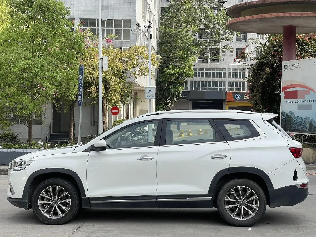 2019 Jetour X90 1.6T 197HP L4 7DCT,autocango,china used car exporter,china ev exporter,chinese used car exporter,chinese used ev exporter