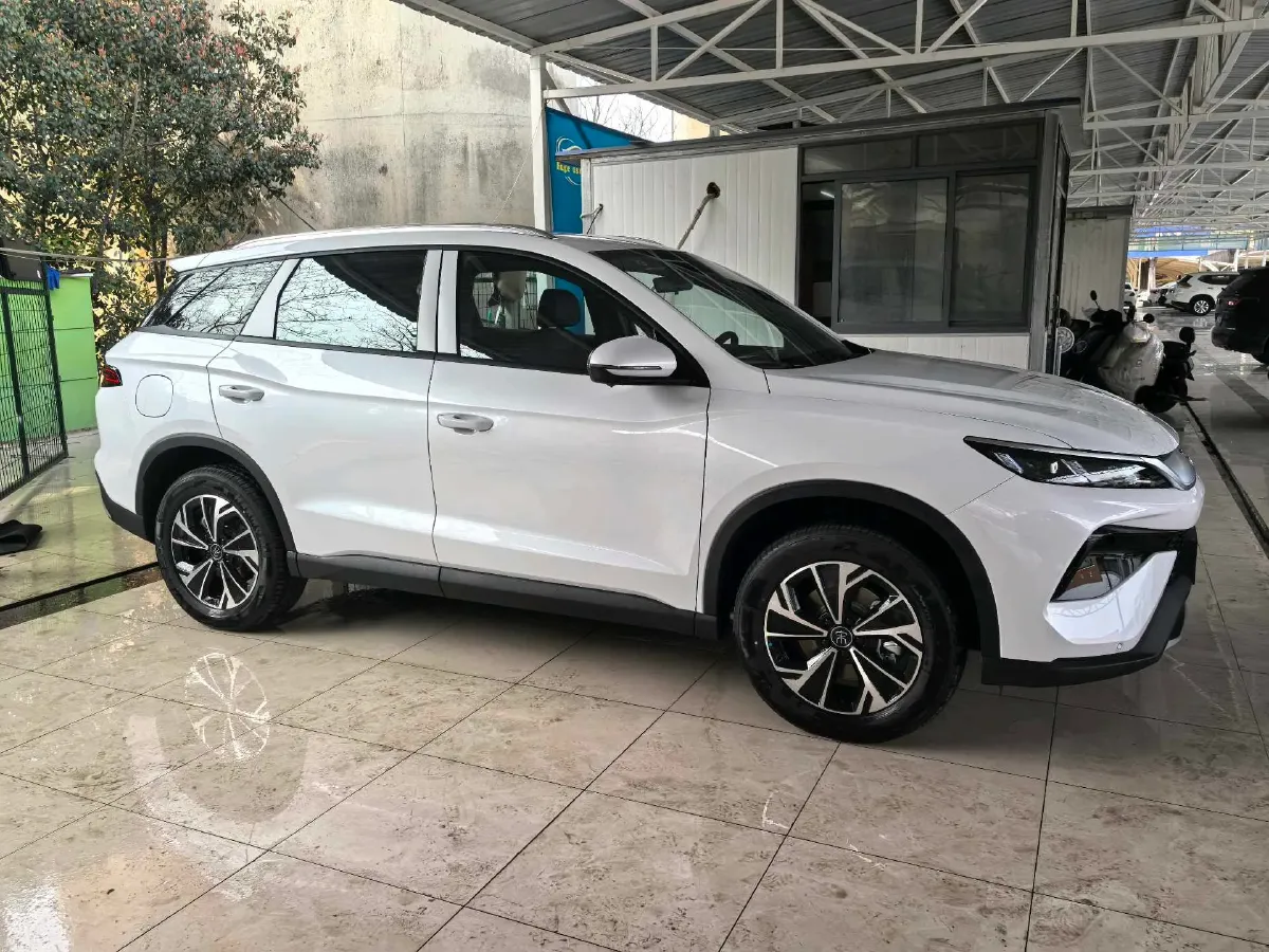 2026 BYD Song Pro 1.5L 101HP L4 E-CVT PHEV,autocango,china used car exporter,china ev exporter,chinese used car exporter,chinese used ev exporter