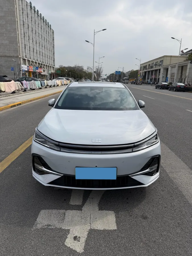 2025 Geely Galaxy A7 1.5L 112HP L4 1DHT PHEV,autocango,china used car exporter,china ev exporter,chinese used car exporter,chinese used ev exporter