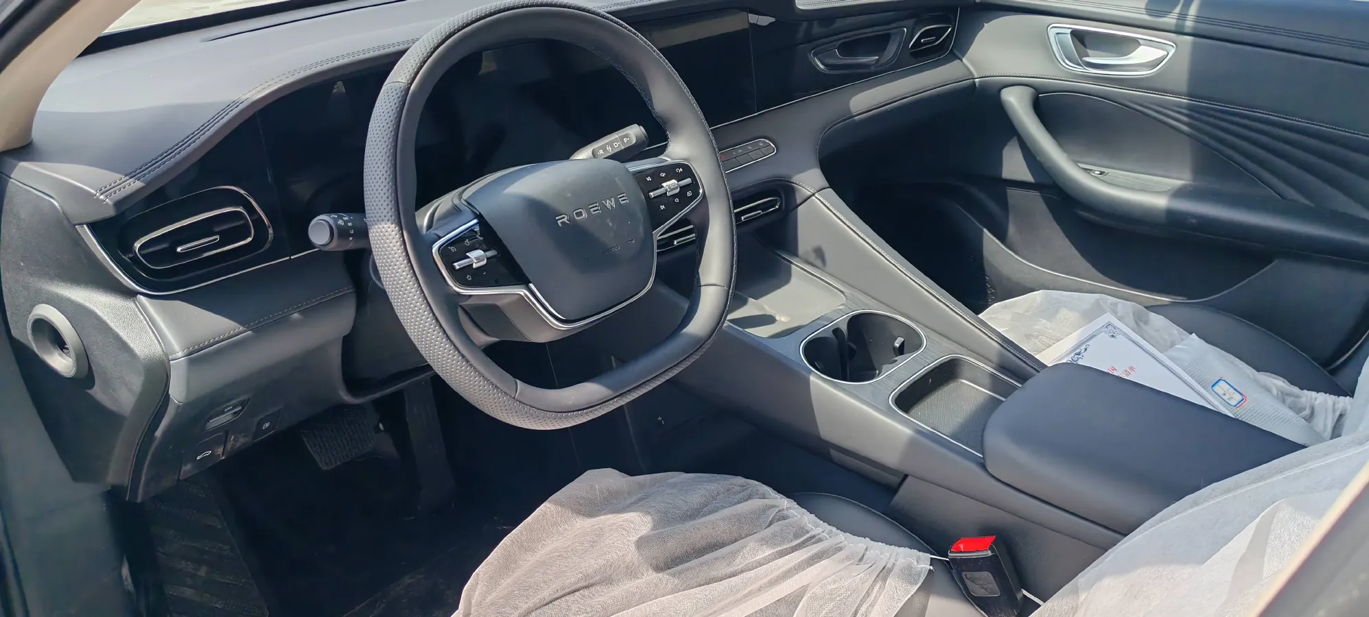 2025 Roewe D7 1.5L 112HP L4 1DHT PHEV 19.7KWH,autocango,china used car exporter,china ev exporter,chinese used car exporter,chinese used ev exporter