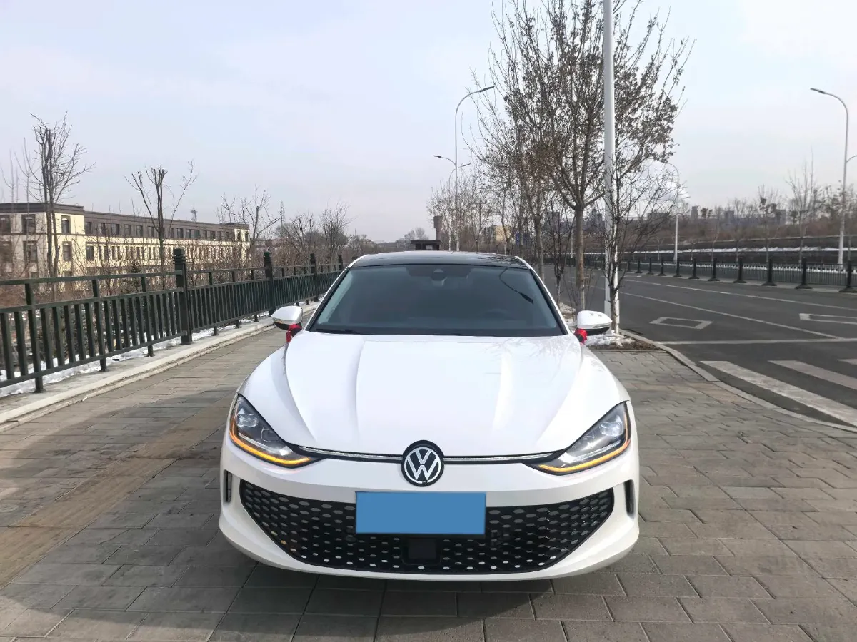 2023 Volkswagen Lamando 1.4T 150HP L4 7DCT,autocango,china used car exporter,china ev exporter,chinese used car exporter,chinese used ev exporter
