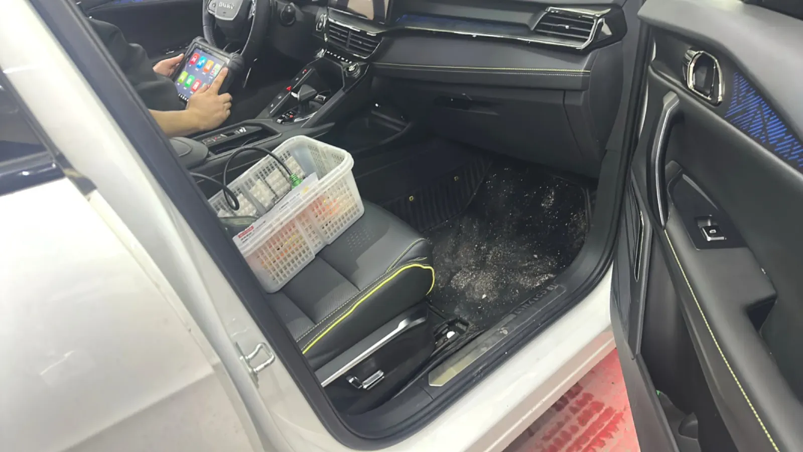 2023 LYNK&CO 06 1.5T 181HP L4 7DCT,autocango,china used car exporter,china ev exporter,chinese used car exporter,chinese used ev exporter