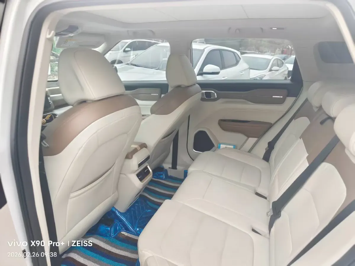 2020 Geely ICON 1.5T 177HP L3 7DCT,autocango,china used car exporter,china ev exporter,chinese used car exporter,chinese used ev exporter