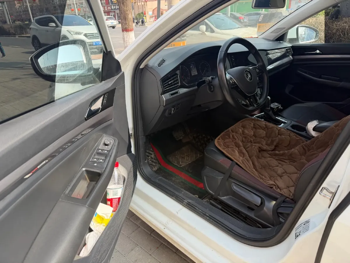 2021 Volkswagen Bora 1.5L 113HP L4 6AT,autocango,china used car exporter,china ev exporter,chinese used car exporter,chinese used ev exporter