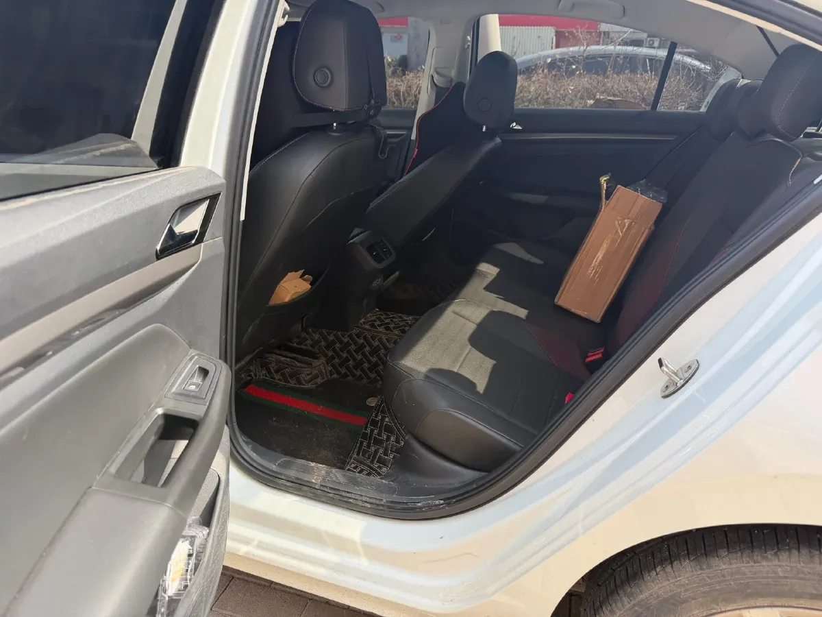 2021 Volkswagen Bora 1.5L 113HP L4 6AT,autocango,china used car exporter,china ev exporter,chinese used car exporter,chinese used ev exporter