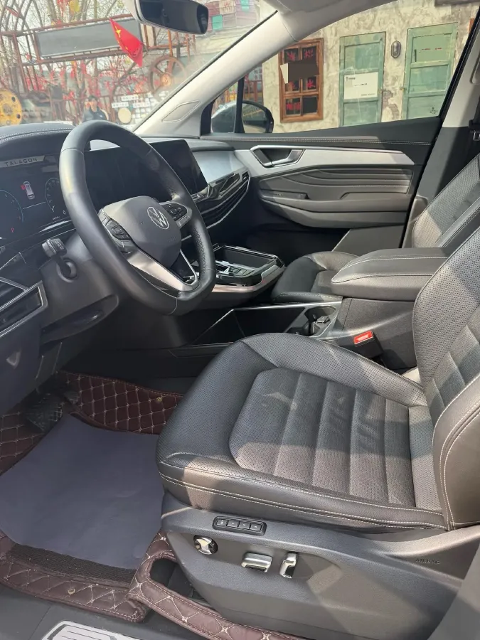 2021 Volkswagen Talagon 2.0T 186HP L4 7DCT,autocango,china used car exporter,china ev exporter,chinese used car exporter,chinese used ev exporter