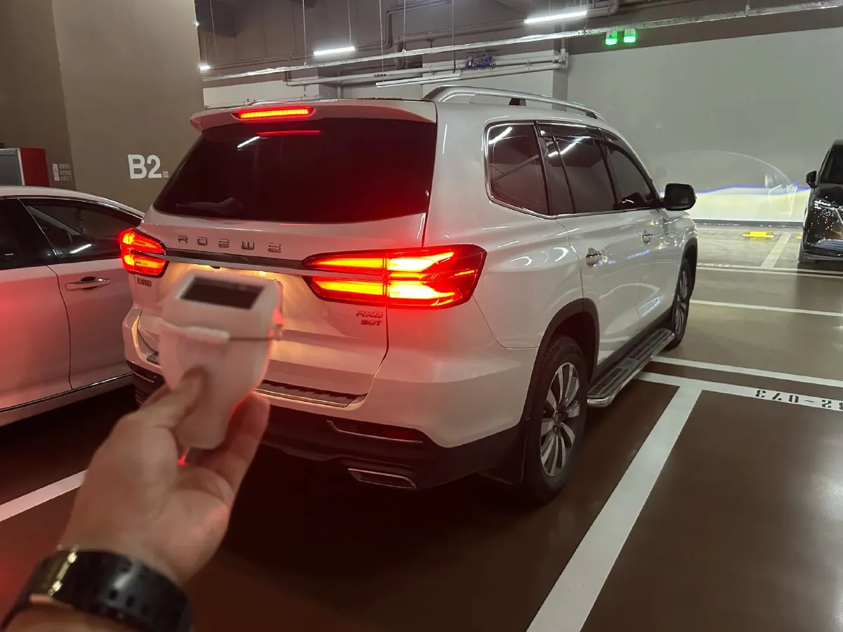 2019 Roewe RX8 2.0T 222HP L4 6AT,autocango,china used car exporter,china ev exporter,chinese used car exporter,chinese used ev exporter