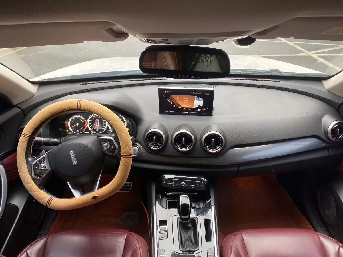 2017 WEY VV7 2.0T 234HP L4 7DCT,autocango,china used car exporter,china ev exporter,chinese used car exporter,chinese used ev exporter