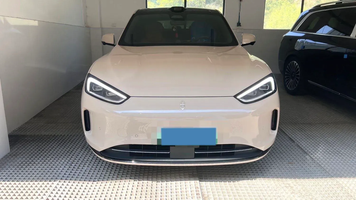 2023 HIMA AITO M5 BEV 80KWH,autocango,china used car exporter,china ev exporter,chinese used car exporter,chinese used ev exporter