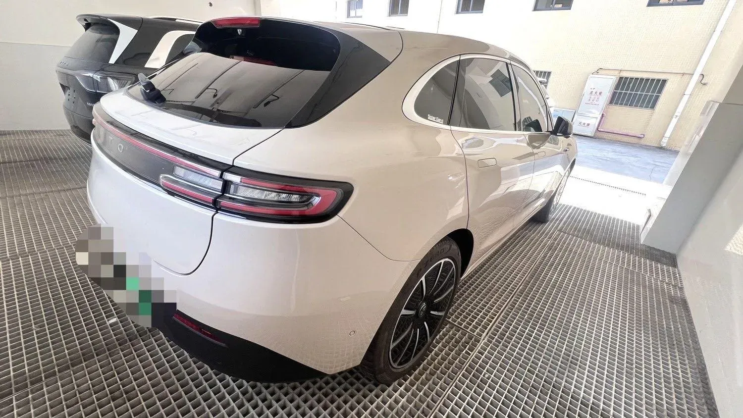 2023 HIMA AITO M5 BEV 80KWH,autocango,china used car exporter,china ev exporter,chinese used car exporter,chinese used ev exporter