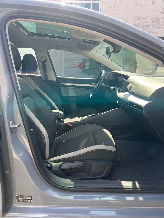 2021 Volkswagen Golf 1.4T 150HP L4 7DCT,autocango,china used car exporter,china ev exporter,chinese used car exporter,chinese used ev exporter