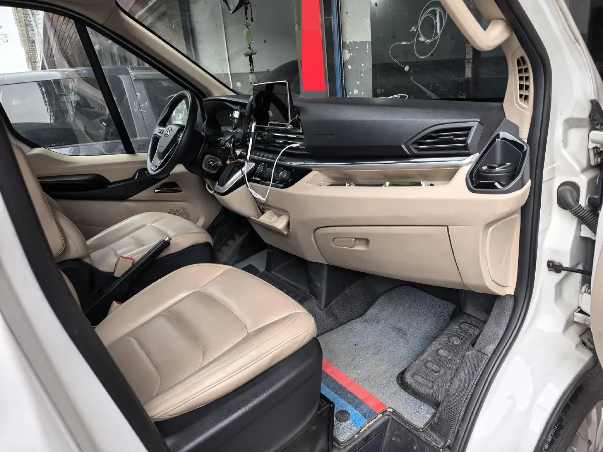 2019 MAXUS XinTu V90 2.0T 148HP L4 6AT,autocango,china used car exporter,china ev exporter,chinese used car exporter,chinese used ev exporter