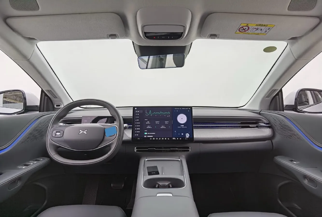 2025 Xpeng G6 BEV 68.5KWH,autocango,china used car exporter,china ev exporter,chinese used car exporter,chinese used ev exporter