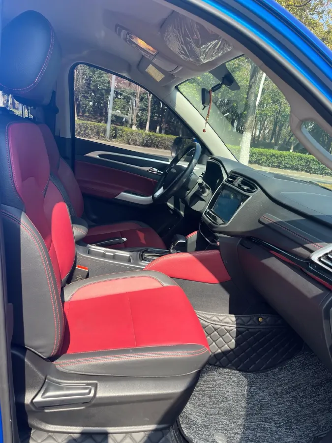 2024 MAXUS Interstellar 2.0T 143HP L4 6MT,autocango,china used car exporter,china ev exporter,chinese used car exporter,chinese used ev exporter