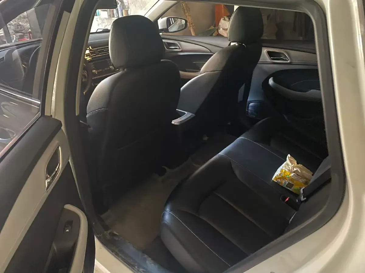 2018 Roewe Ei5 BEV 35KWH,autocango,china used car exporter,china ev exporter,chinese used car exporter,chinese used ev exporter