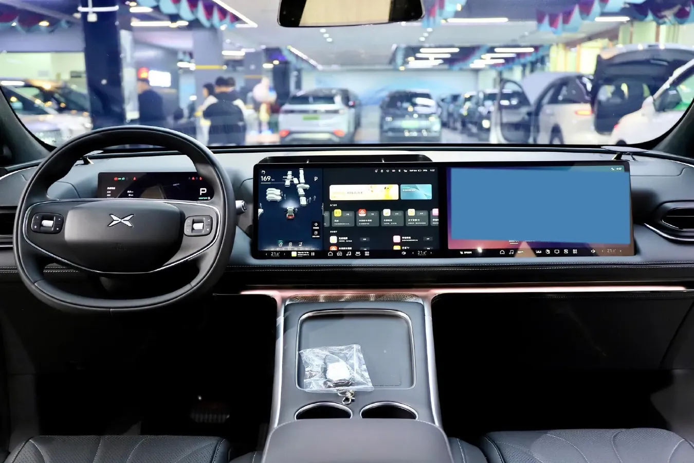 2025 Xpeng G9 BEV 93.1KWH,autocango,china used car exporter,china ev exporter,chinese used car exporter,chinese used ev exporter